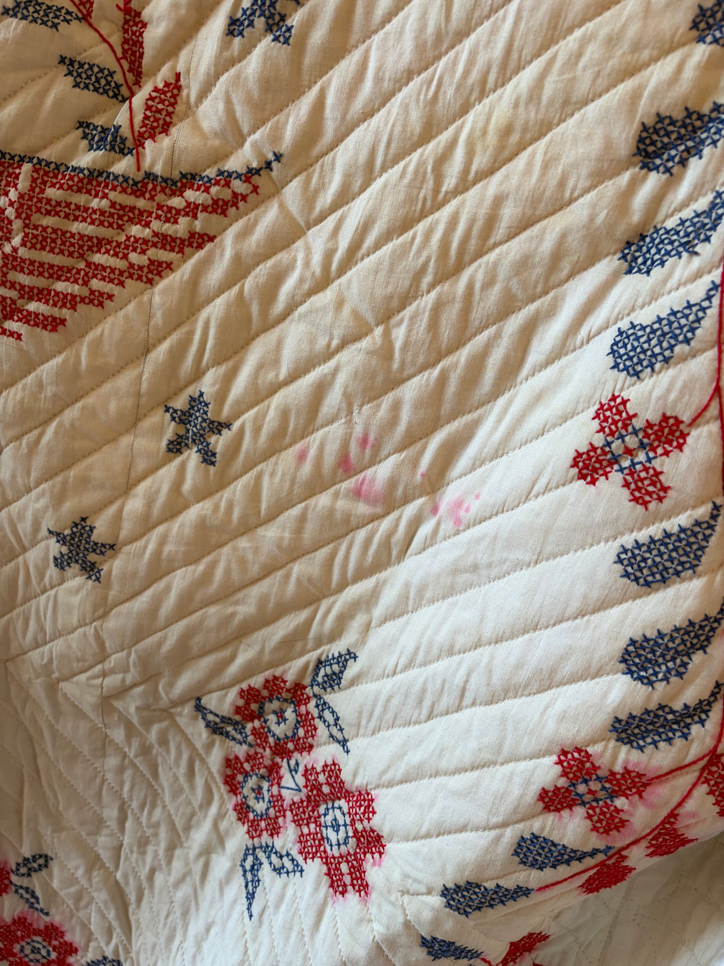 Vintage 70s Patriotic Cross-Stitch Bicentennial Americana Handmade Quilt 81x94