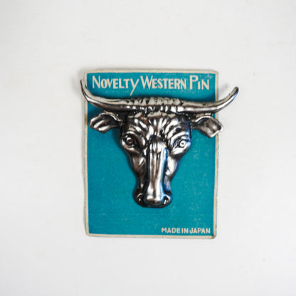 Longhorn Steer Tin Novelty Western Pin Made In Japan on Original Paper Back 40s/50s