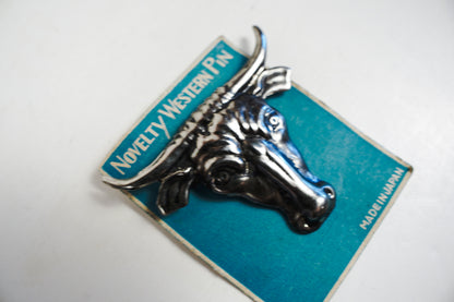 Longhorn Steer Tin Novelty Western Pin Made In Japan on Original Paper Back 40s/50s