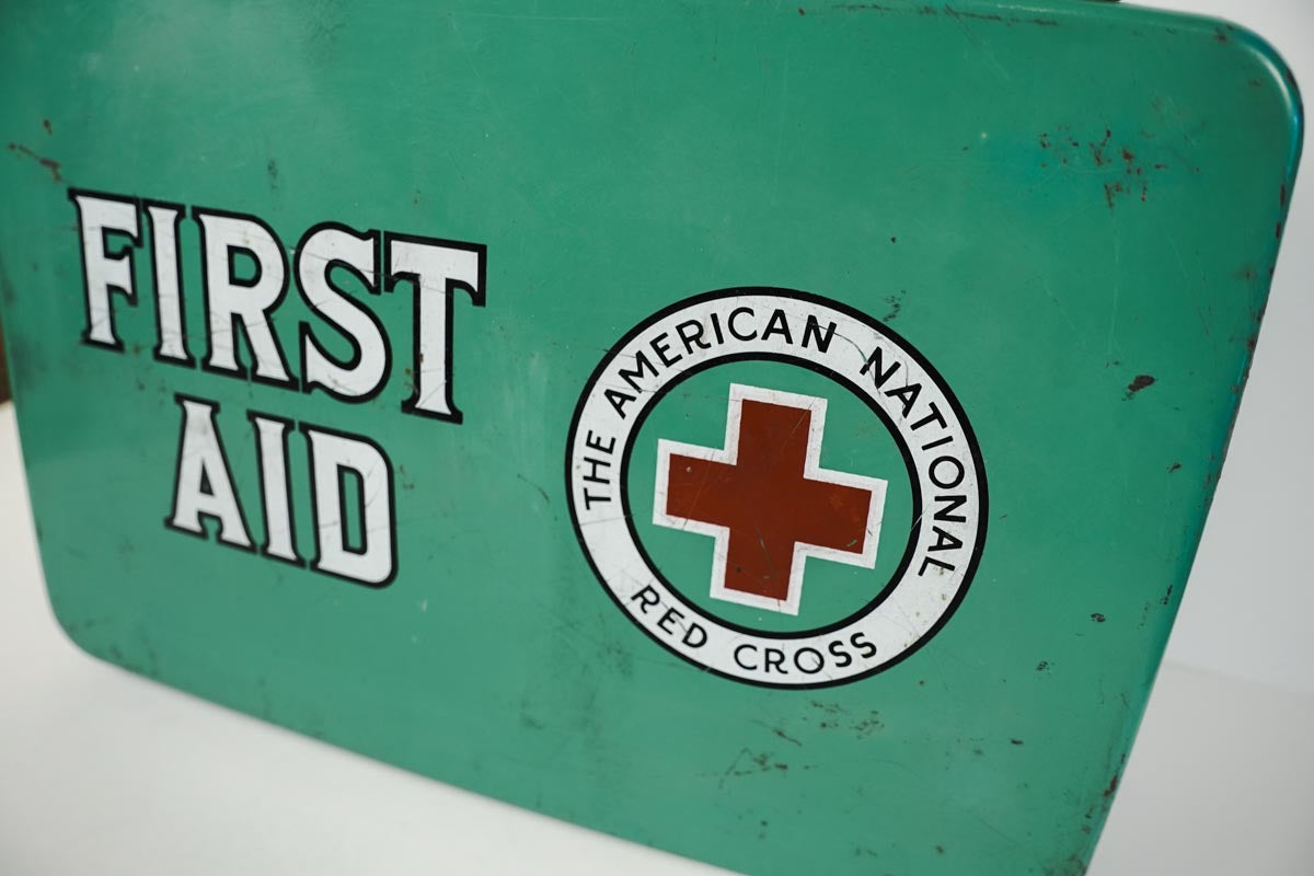 1950's American National Red Cross First Aid Kit With 11 Unused Packages