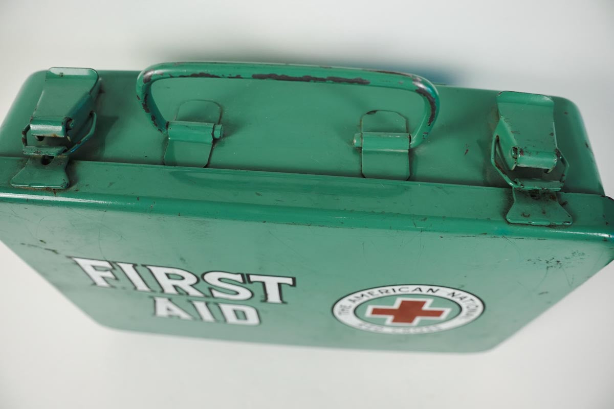 1950's American National Red Cross First Aid Kit With 11 Unused Packages
