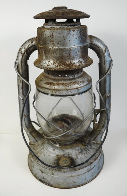 Antique Dietz No. 2 Lite Karosene Oil Railroad/Barn Lantern Grey Metal