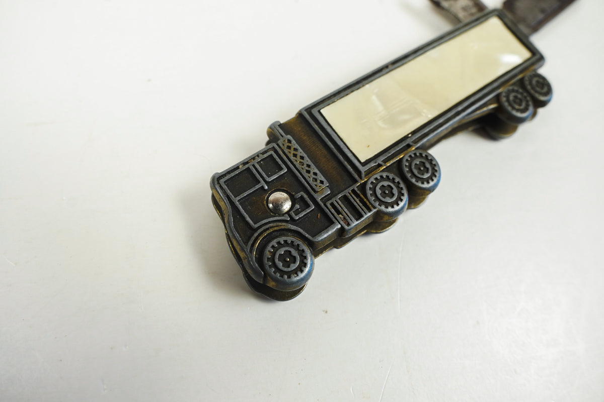 Pocket Knife Semi Truck 18 Wheeler Inlay Big Rig Colonial Prov. USA