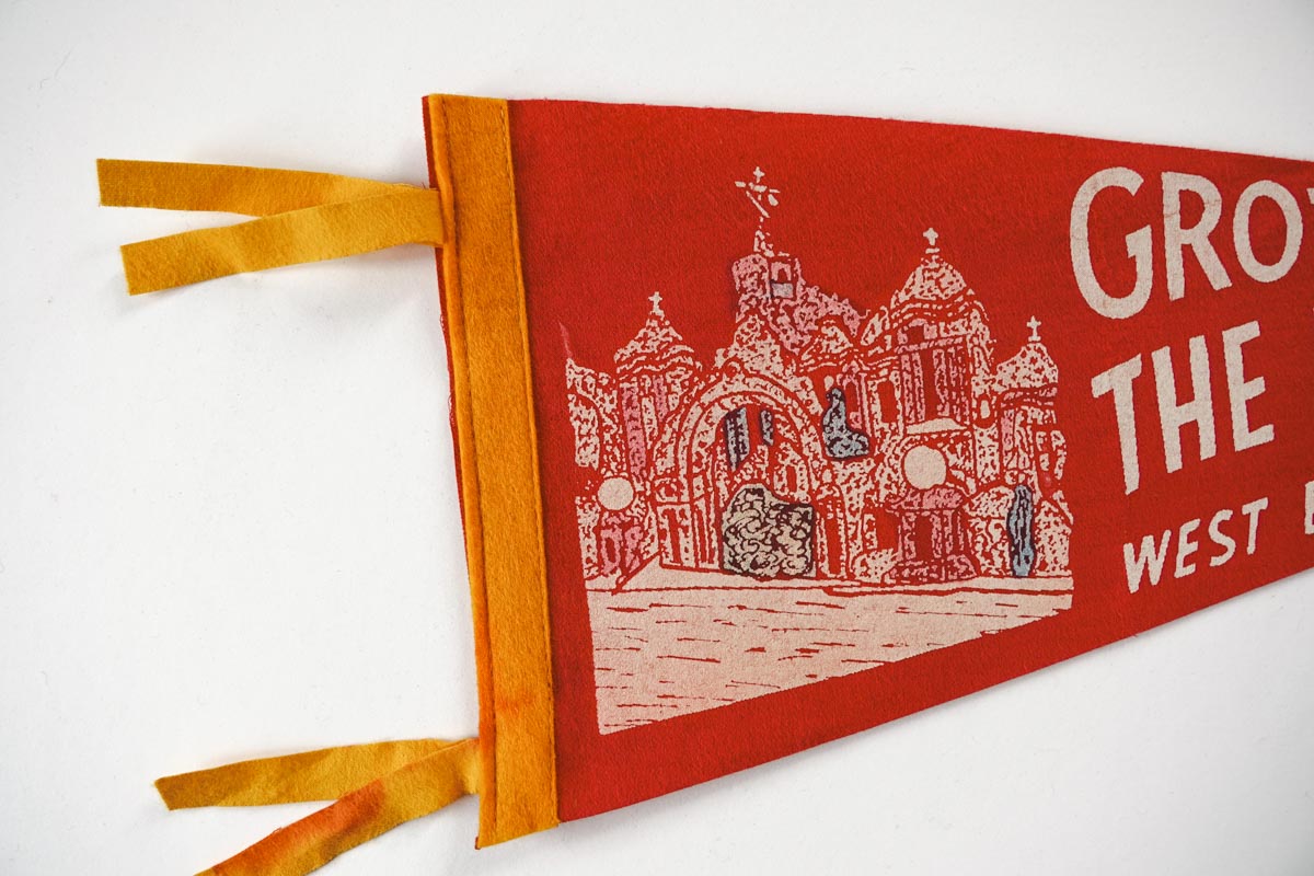 Vintage 50s Grotto of the Redemption West Bend IA Red Souvenir Felt Pennant 18in