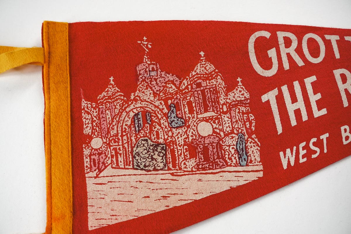 Vintage 50s Grotto of the Redemption West Bend IA Red Souvenir Felt Pennant 18in