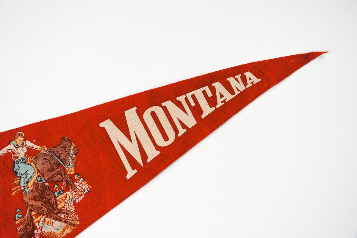 Vintage 50s Montana Cowboy Bucking Bronco Red Souvenir Felt Pennant 17in