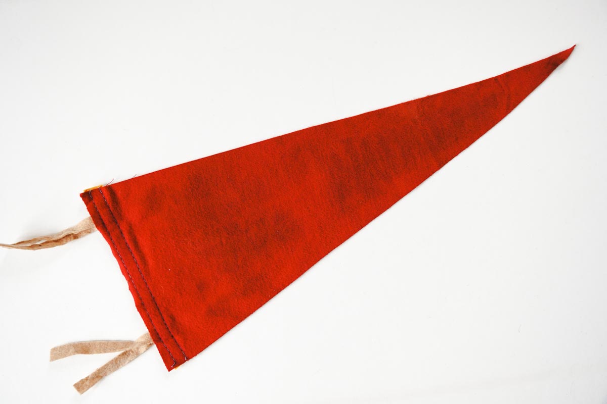Vintage 50s Montana Cowboy Bucking Bronco Red Souvenir Felt Pennant 17in