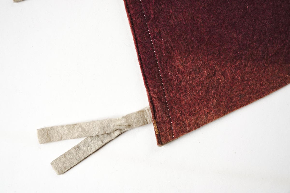 Vintage Des Moines, Iowa Faded Burgundy Pennant 17in