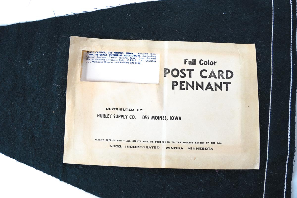 1950's Des Moines Iowa Veterans Memorial Auditorium Postcard Felt Pennant 19in