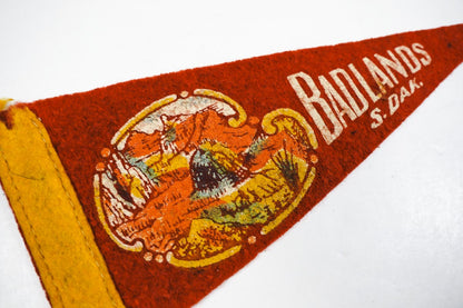 Vintage 1950s Badlands South Dakota Small Red Felt Souvenir Pennant 8inch