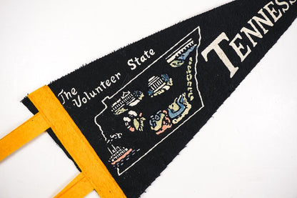 Vintage 1950s Tennessee The Volunteer State Black Felt Souvenir Pennant 11in