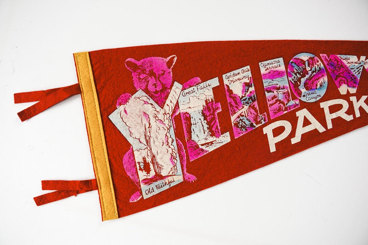 Vtg 50s Yellowstone Ntnl Park Red Felt Pennant Bear with Landmark Graphics 27in