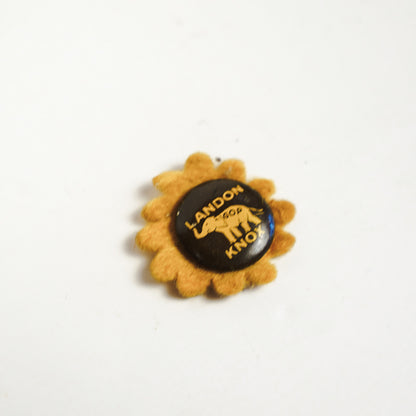 Vtg Landon Knox GOP 1936 Presidential Campaign Pin Pinback Button Yellow 5/8in