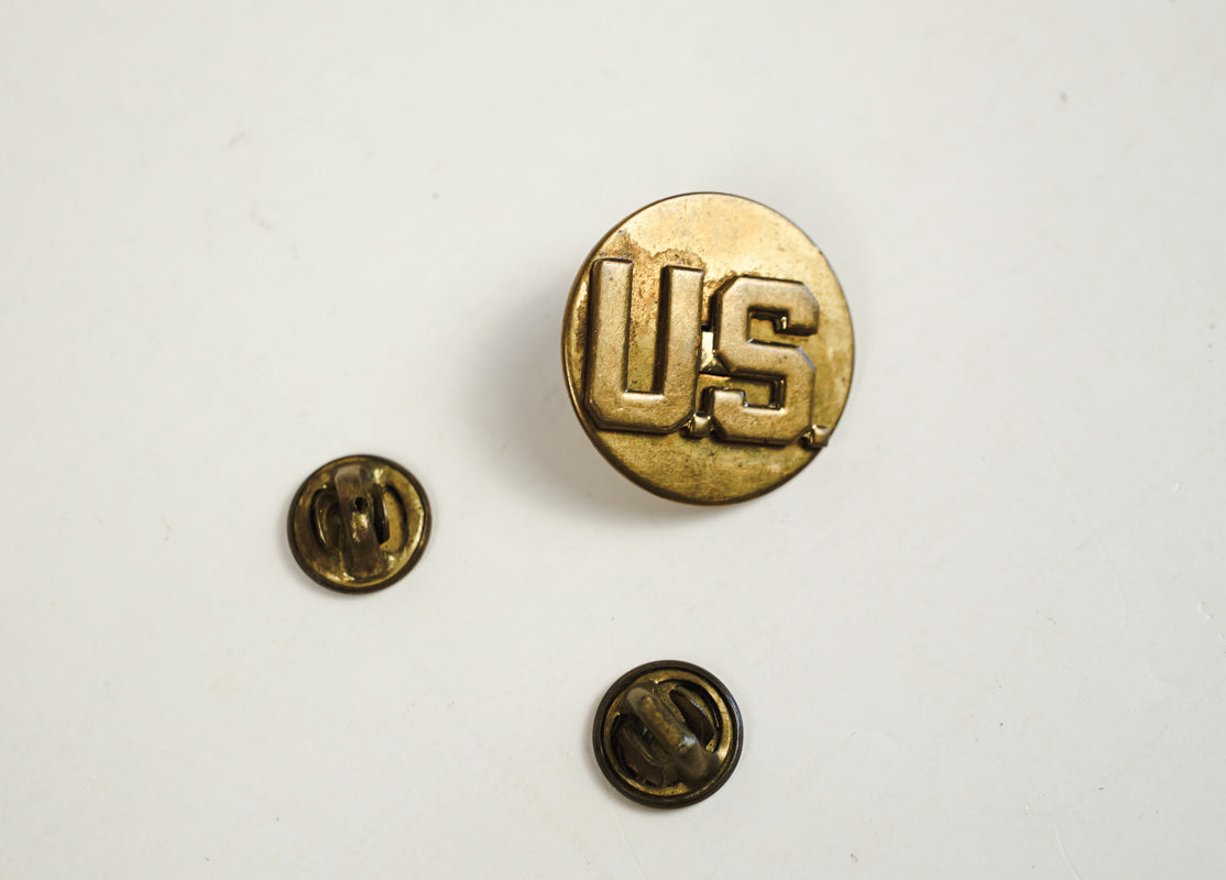 Army WW2 Military Round U.S. Brass Pin Gold Tone Collar Disc Lapel Pin