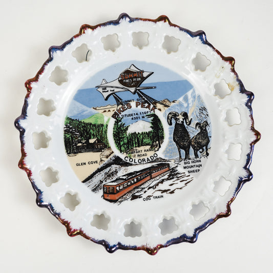 Pikes Peak Colorado Travel Souvenir Plate Cut Out Scalloped Edges 8in