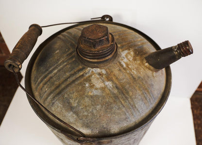 Vtg 1 Gallon Primitive Rustic Farm Gas Oil Kerosene Can Galvanized Metal