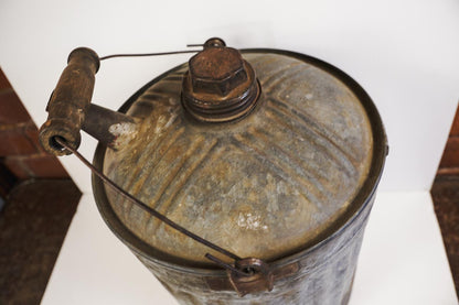 Vtg 1 Gallon Primitive Rustic Farm Gas Oil Kerosene Can Galvanized Metal