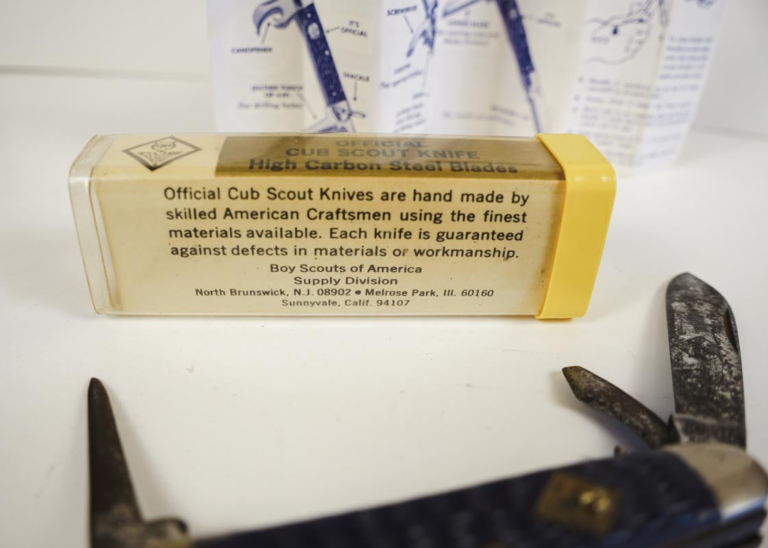 Cub Scouts Blue Camillus Pocket Knife Carbon Steel USA - Package & Manual