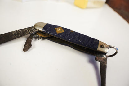Cub Scouts Blue Camillus Pocket Knife Carbon Steel USA - Package & Manual