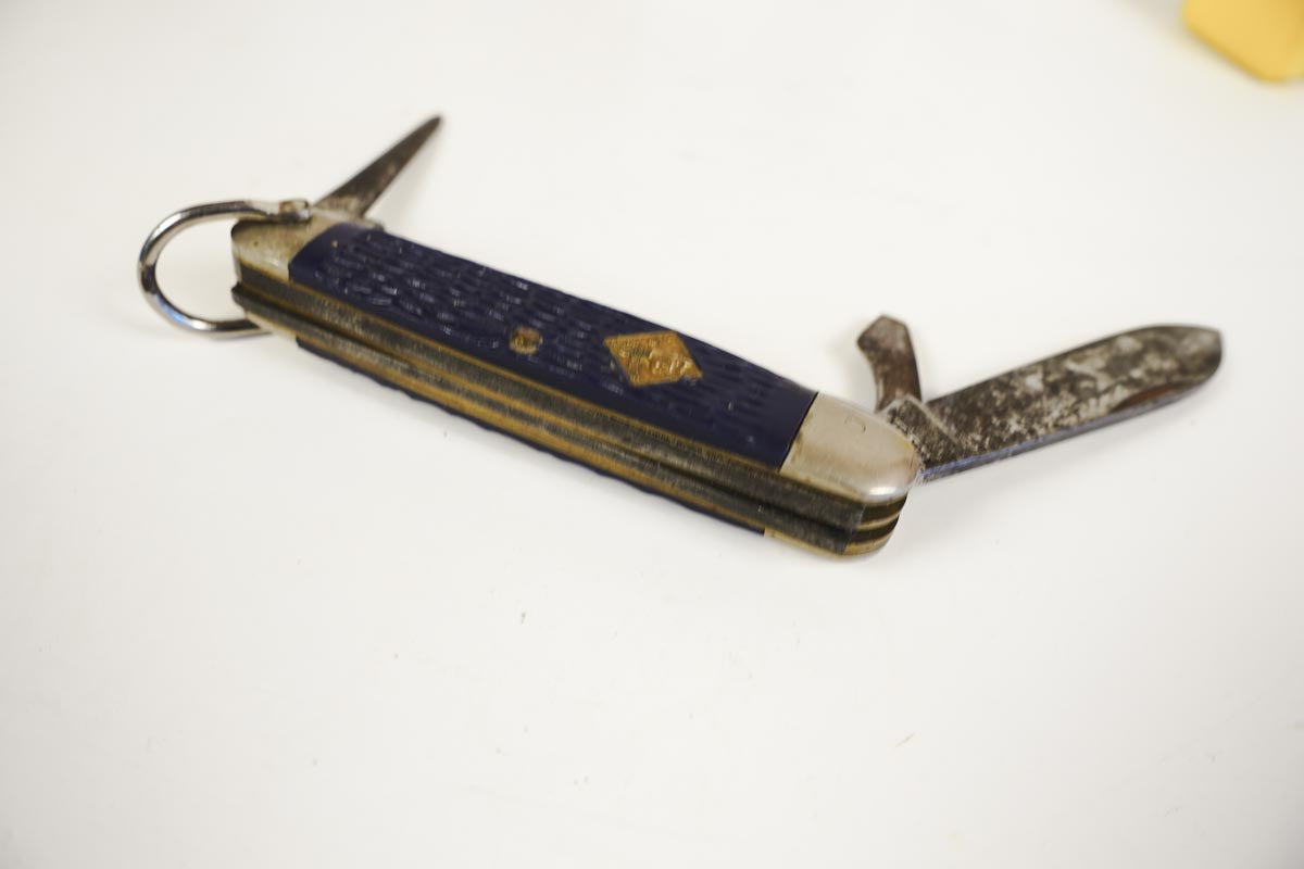 Cub Scouts Blue Camillus Pocket Knife Carbon Steel USA - Package & Manual