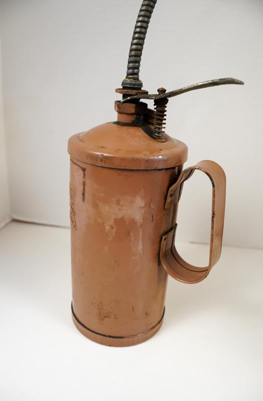 Vintage GoldenRod 1 Quart Oil Can, 15in Flex Spout Hastings, Nebraska