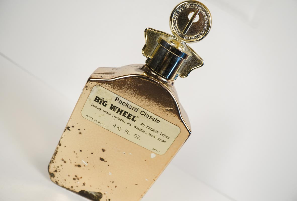Packard Classic Big Wheel Bottle Vtg Avon Packard Car Radiator AfterShave Bottle