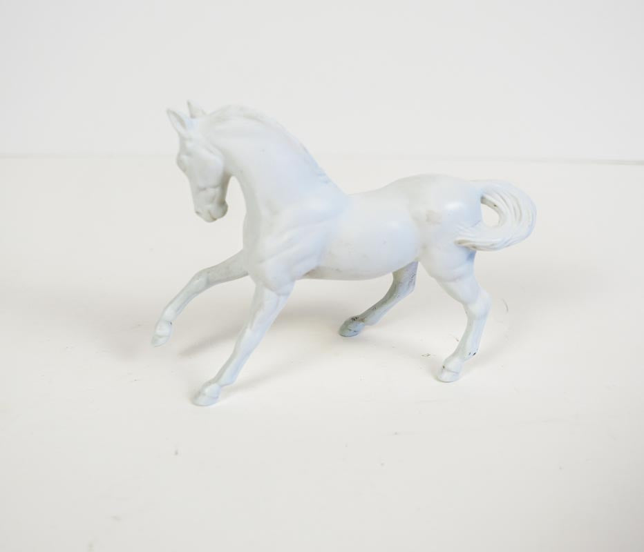 Vintage Breyer Stablemate Factory Unpainted Canter Warmblood Model Horse