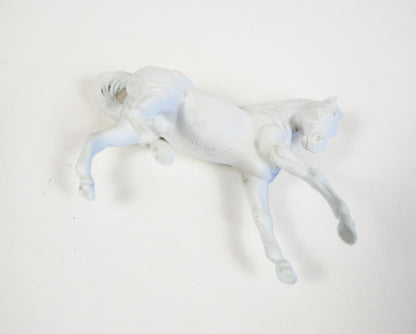 Vintage Breyer Stablemate Factory Unpainted Canter Warmblood Model Horse