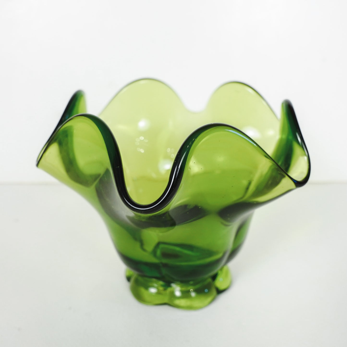 Vintage MCM Green Glass Pedestal Dish Bowl 4in With Ruffled Edges