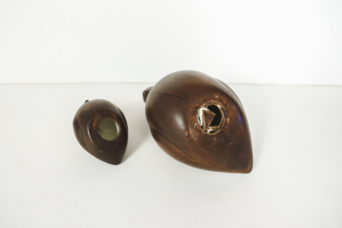 Duncan Modern MCM Set Of 2 Ceramic Mold Brown Quail Figurines Pottery Hen & Chick