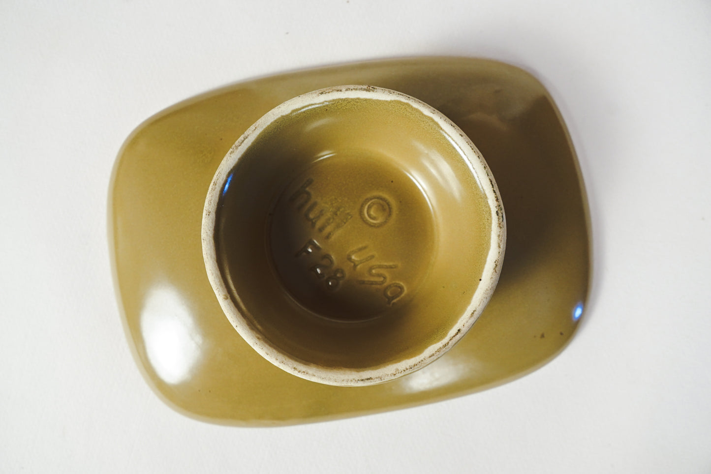 Vintage Hull Pottery Greenish Yellow Pedestal Tray Dish USA F28 6in
