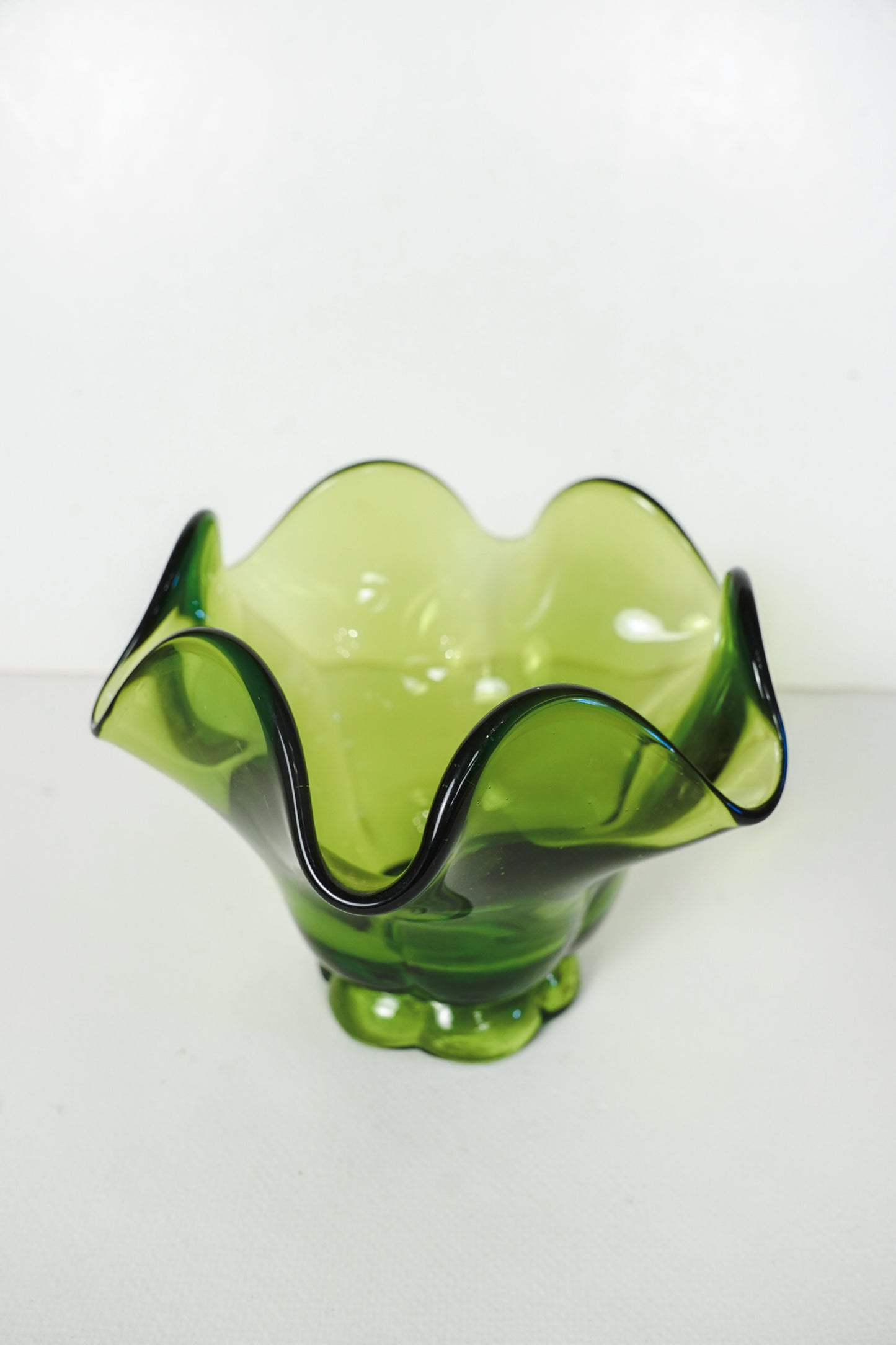 Vintage MCM Green Glass Pedestal Dish Bowl 4in With Ruffled Edges