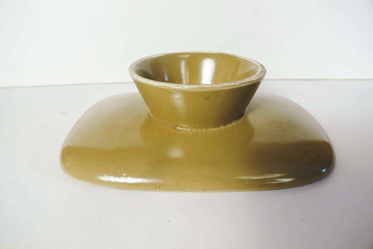 Vintage Hull Pottery Greenish Yellow Pedestal Tray Dish USA F28 6in