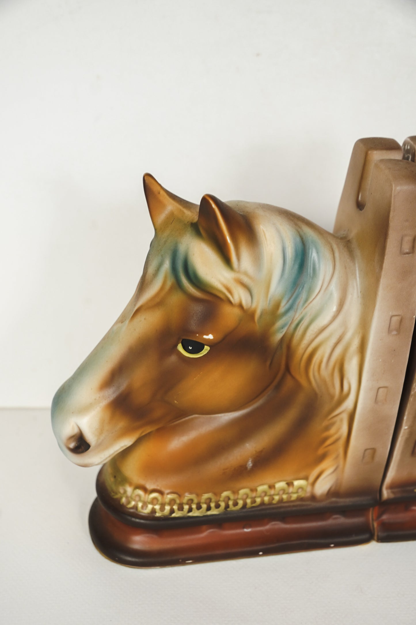 Vintage MCM 1950's Horse Head Bookend Pair Set of 2 Japan Horseshoe 6.5x2.5”