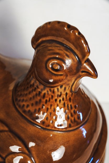 Vintage 1960s Hull California Pottery CF37 Hen On Nest Covered Casserole Dish