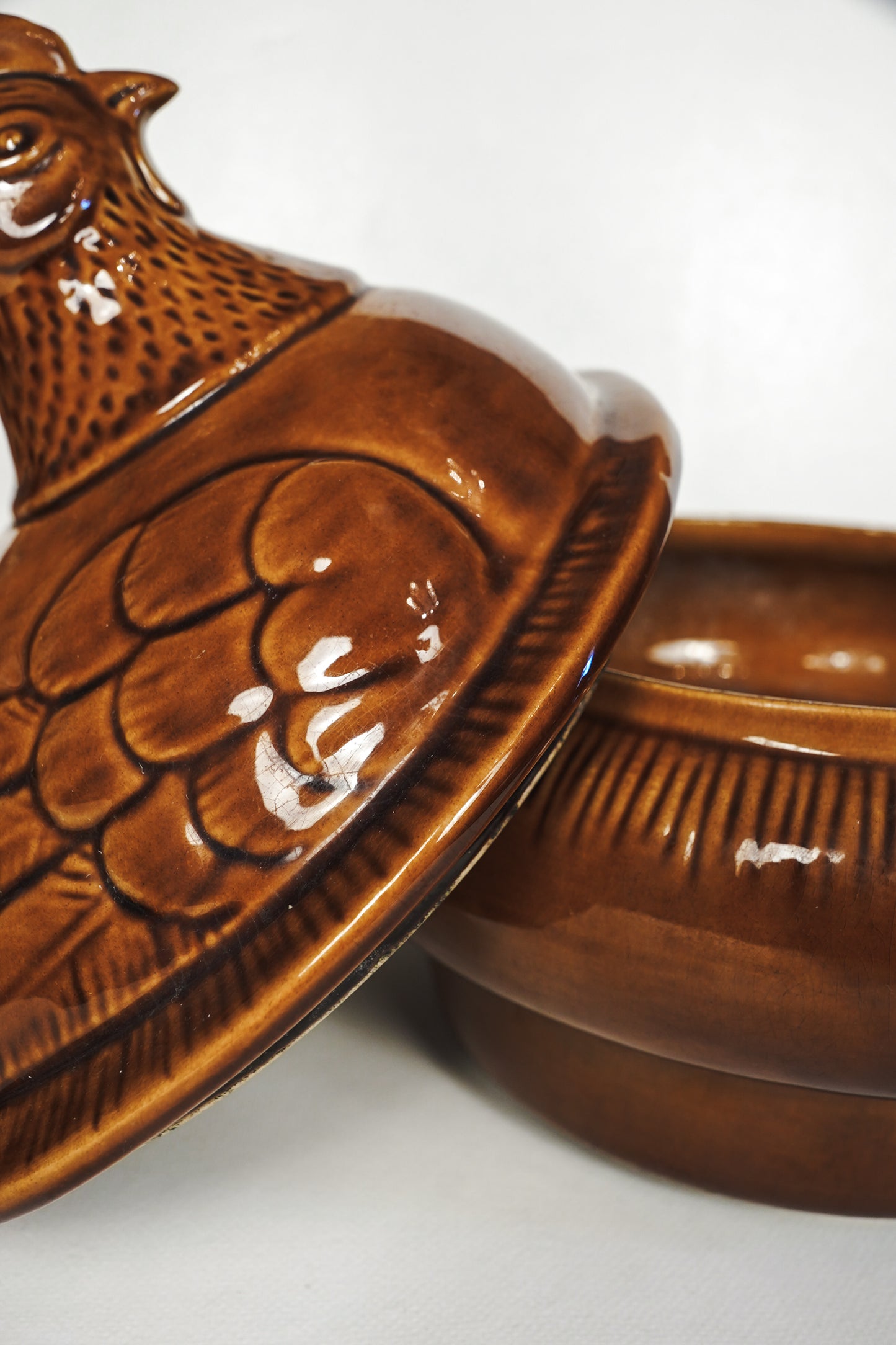 Vintage 1960s Hull California Pottery CF37 Hen On Nest Covered Casserole Dish
