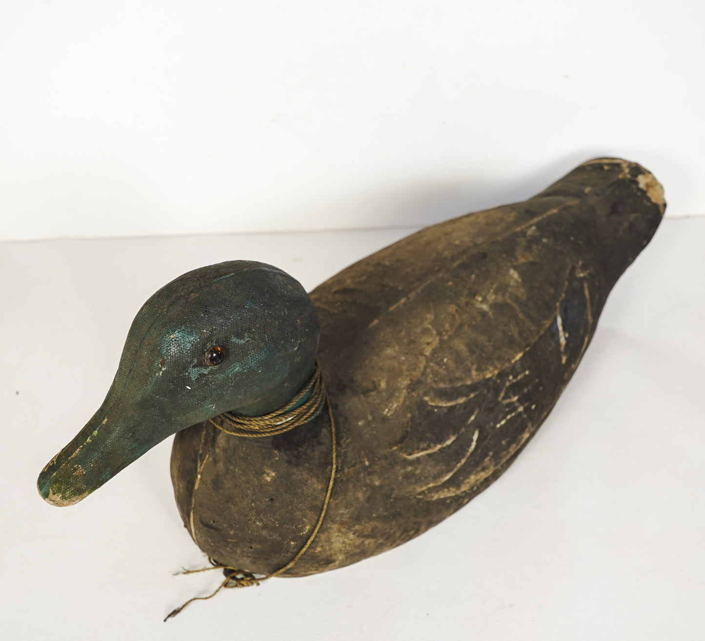 Vintage Victor Veri-Lite Duck Hunting Decoy Animal Trap Co LItitz PA Glass Eye