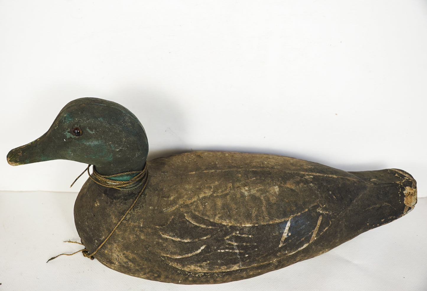 Vintage Victor Veri-Lite Duck Hunting Decoy Animal Trap Co LItitz PA Glass Eye