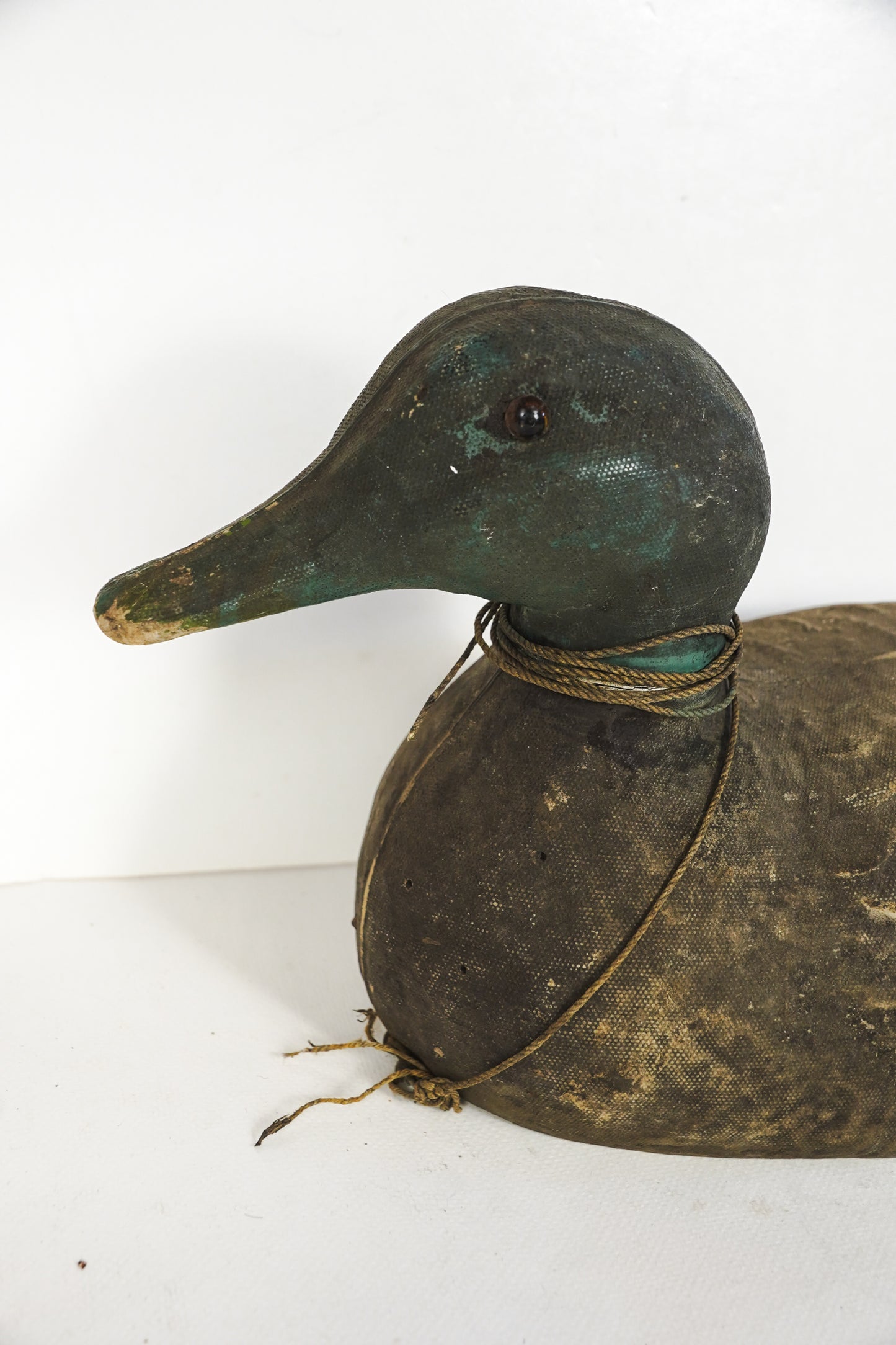 Vintage Victor Veri-Lite Duck Hunting Decoy Animal Trap Co LItitz PA Glass Eye