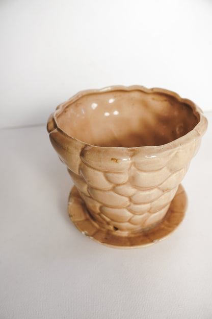 Vintage 1930s Brush McCoy Pottery Peach Pink Pebble Flower Pot 5.5in Planter