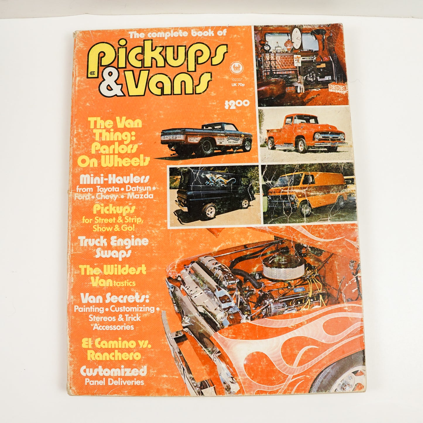 The Complete Book of Pickups & Vans 1972