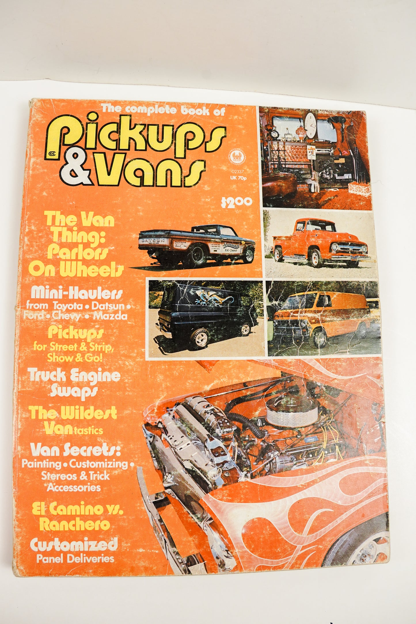 The Complete Book of Pickups & Vans 1972