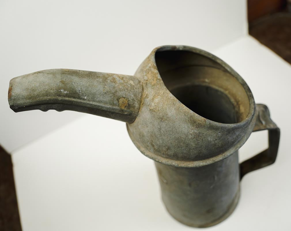 Vintage 1930's Motor Oil Galvanized Metal 1 Quart Can Pour Spout with Handle