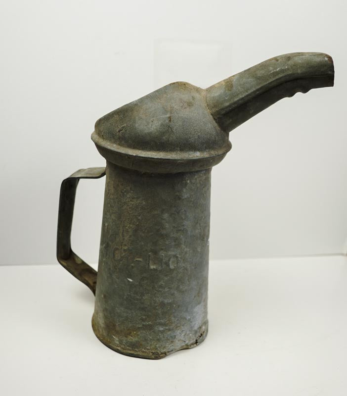 Vintage 1930's Motor Oil Galvanized Metal 1 Quart Can Pour Spout with Handle