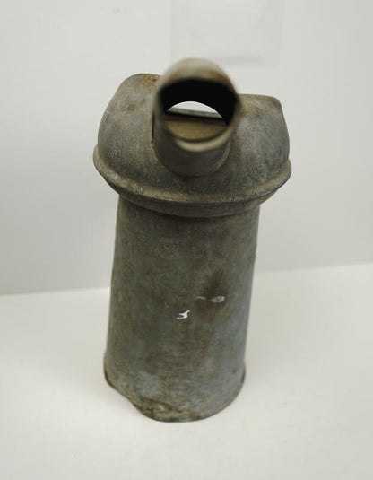 Vintage 1930's Motor Oil Galvanized Metal 1 Quart Can Pour Spout with Handle