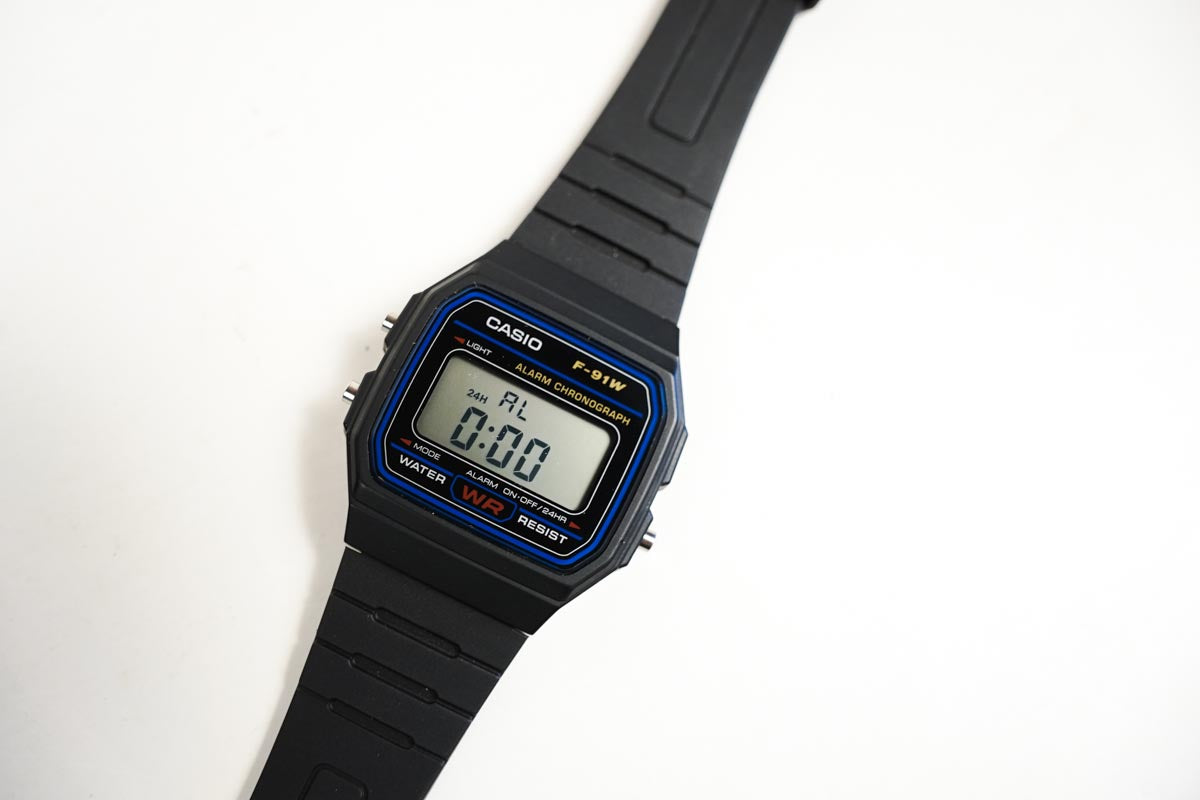 Casio F-91W Mens Watch Digital Chronograph Black Resin Date Alarm Backlight WR