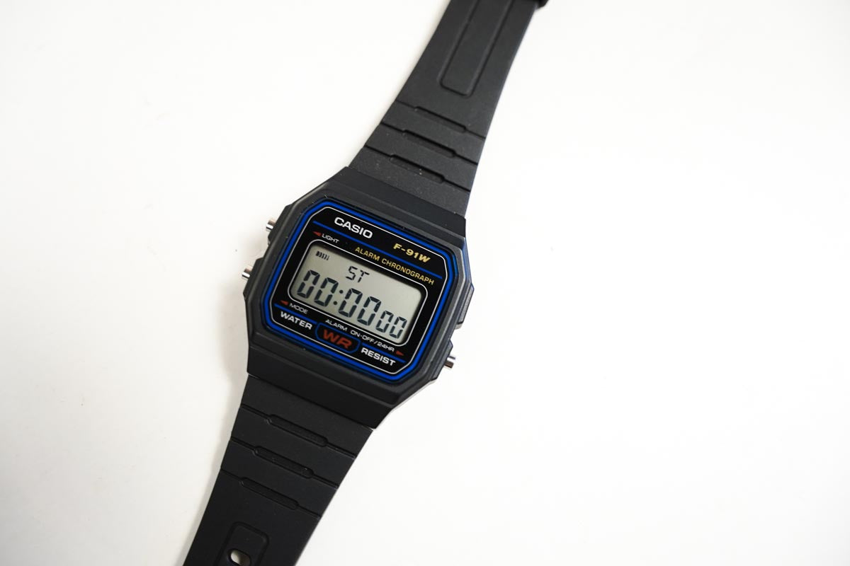 Casio F-91W Mens Watch Digital Chronograph Black Resin Date Alarm Backlight WR