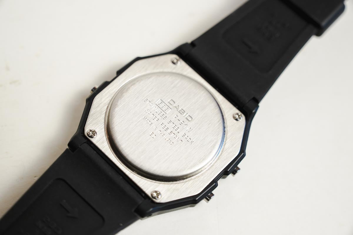 Casio F-91W Mens Watch Digital Chronograph Black Resin Date Alarm Backlight WR