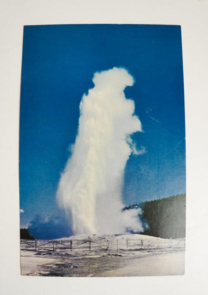 Yellowstone National Park Giant Post Cards Unused Set of 6 Different Cards