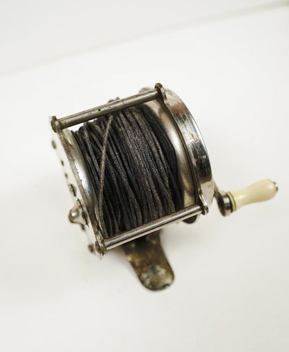 Antique Atlas Portage Raised Pillar Fly Fishing Reel 60 Silver Vintage USA Made